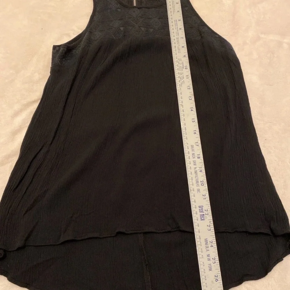 Mossimo Supply Co. Black Geometric Diamond Print Sleeveless Blouse